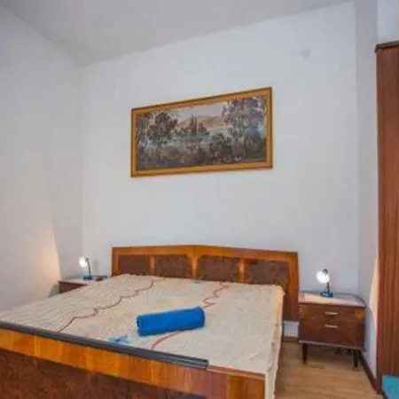 Apartament And Anita